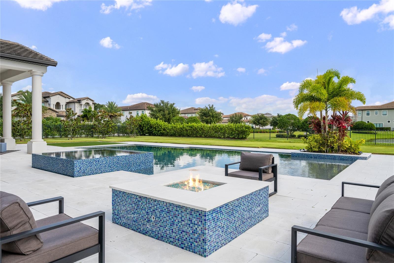 CASABELLA PH 2 - Residential