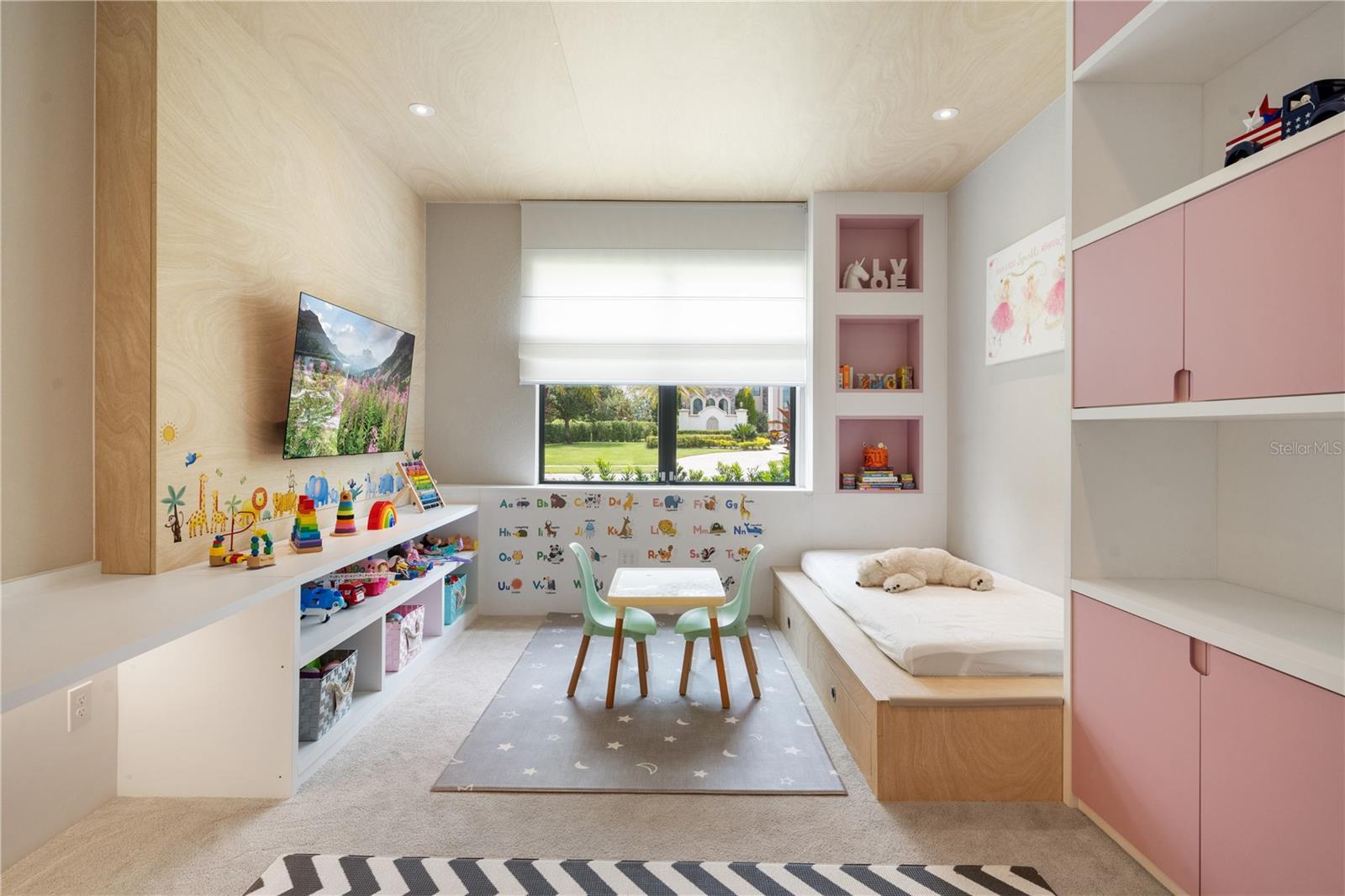 CASABELLA PH 2 - Residential