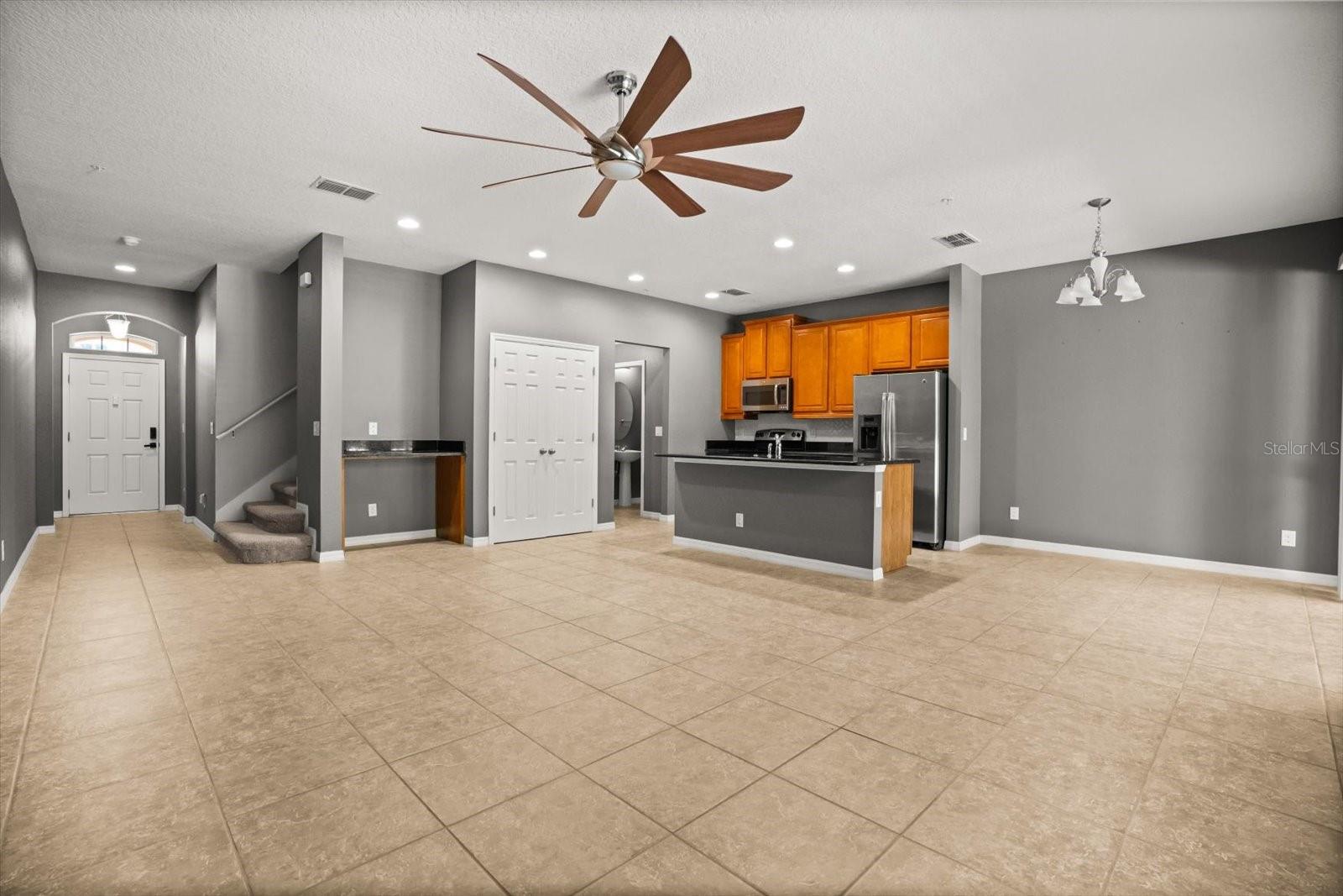 WALKERS GROVE TWNHMS - Residential