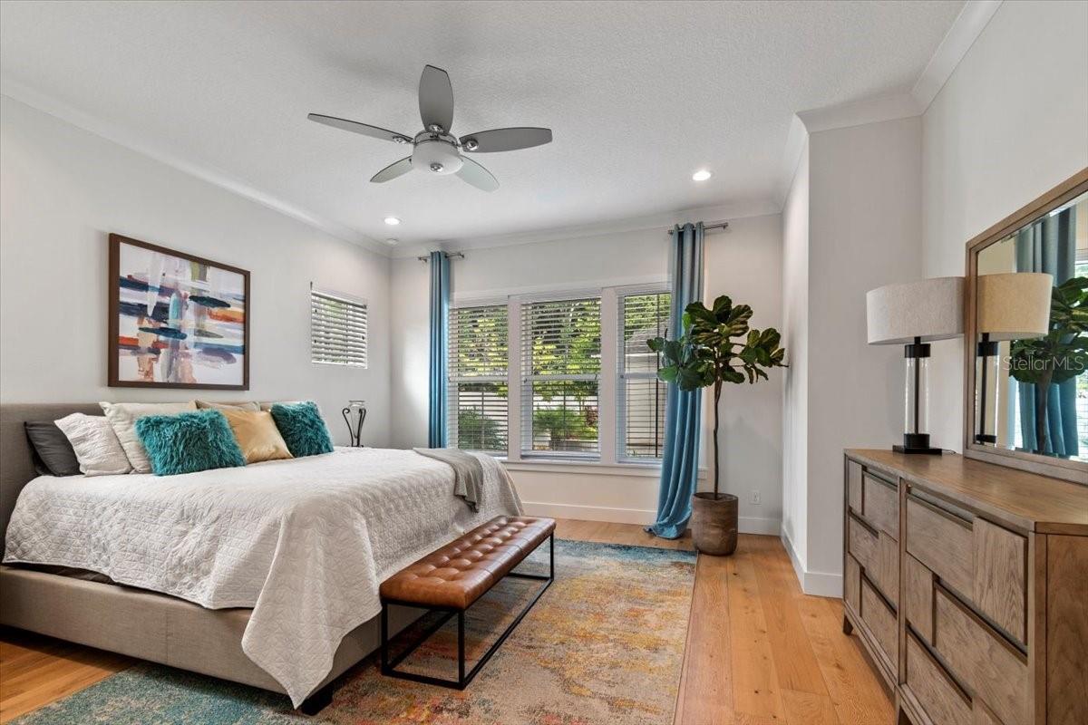 OAKLAND PARK - Residential