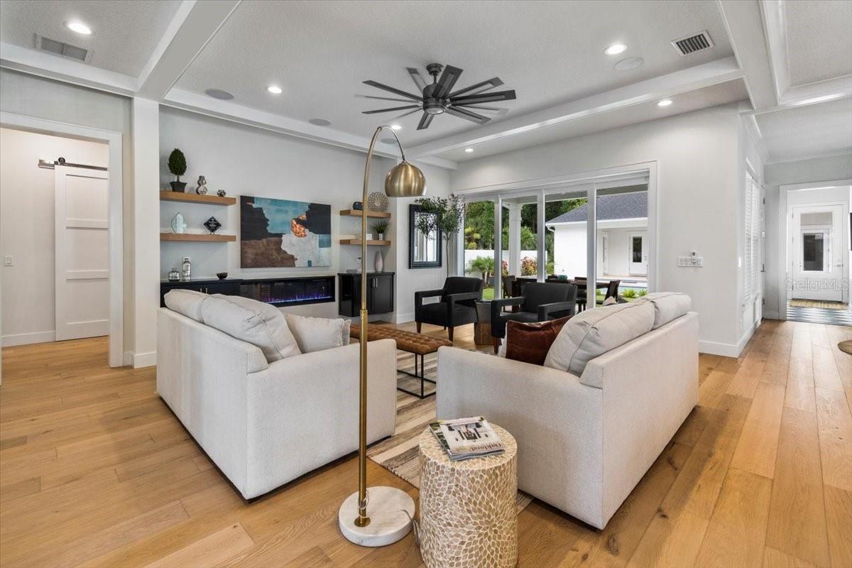 OAKLAND PARK - Residential