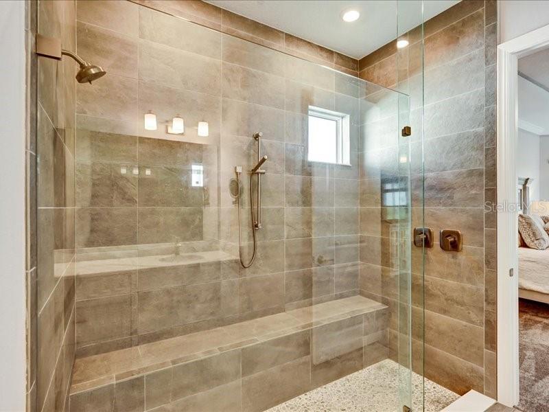 AZARIO ESPLANADE PH VI - Residential