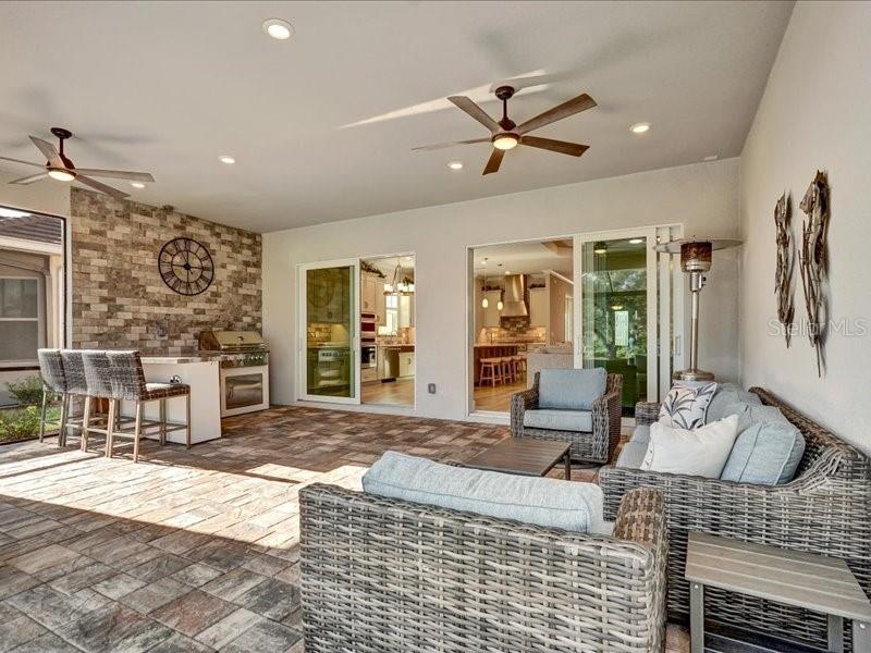 AZARIO ESPLANADE PH VI - Residential