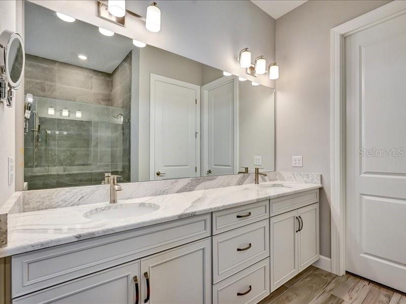 AZARIO ESPLANADE PH VI - Residential