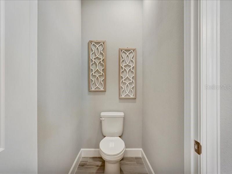 AZARIO ESPLANADE PH VI - Residential