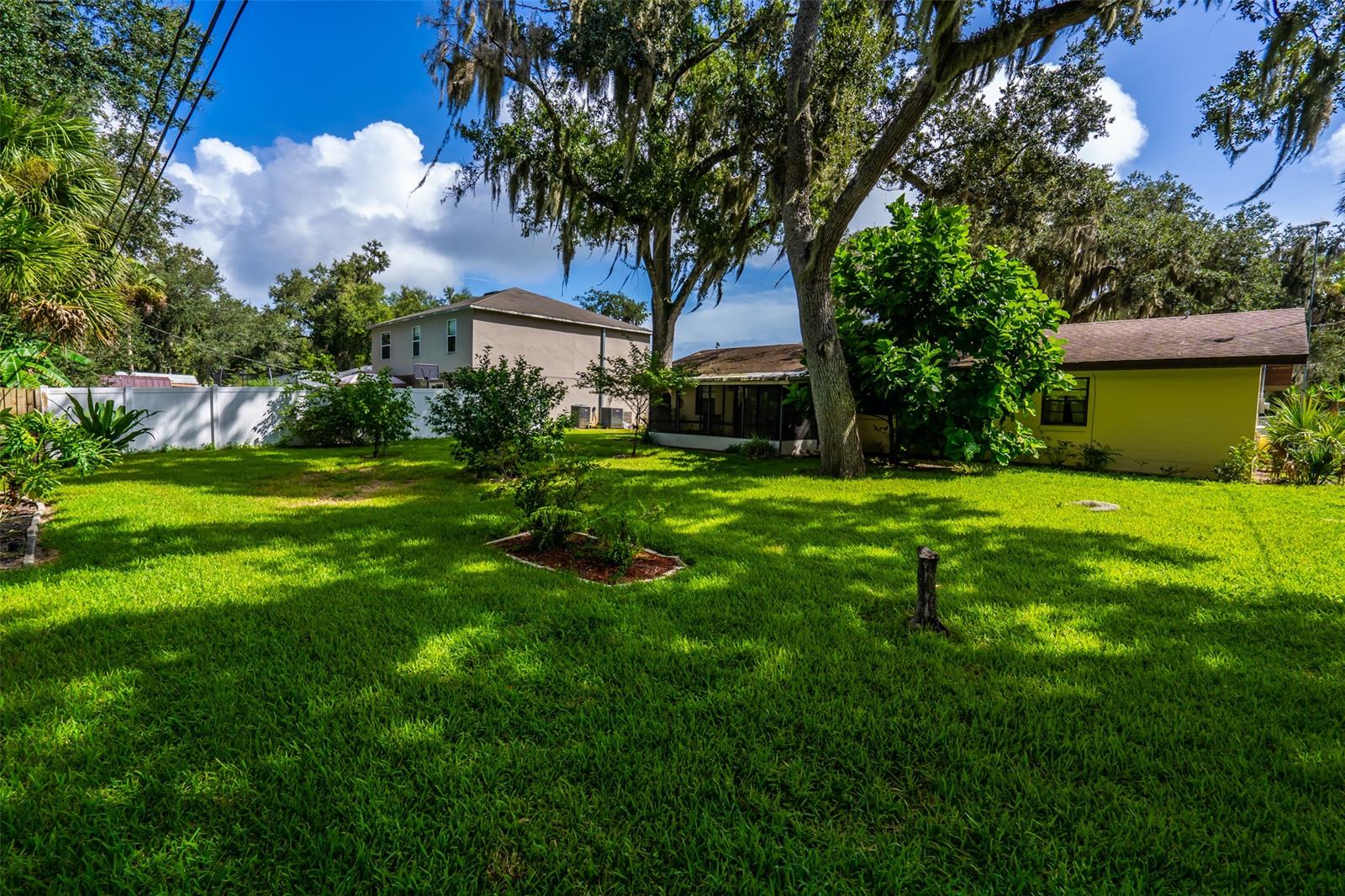 Florida Shores 01 - Residential