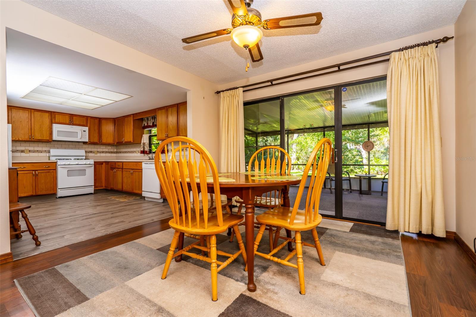 Florida Shores 01 - Residential