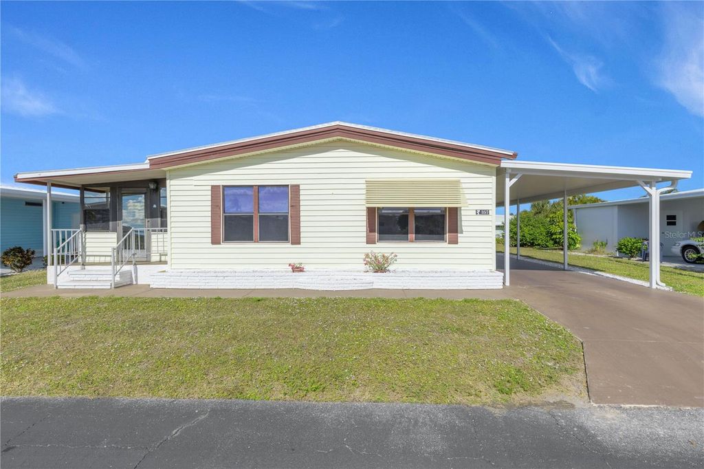 Photo of 357 Longwood Drive, Venice, FL 34285 (MLS # N6142013)