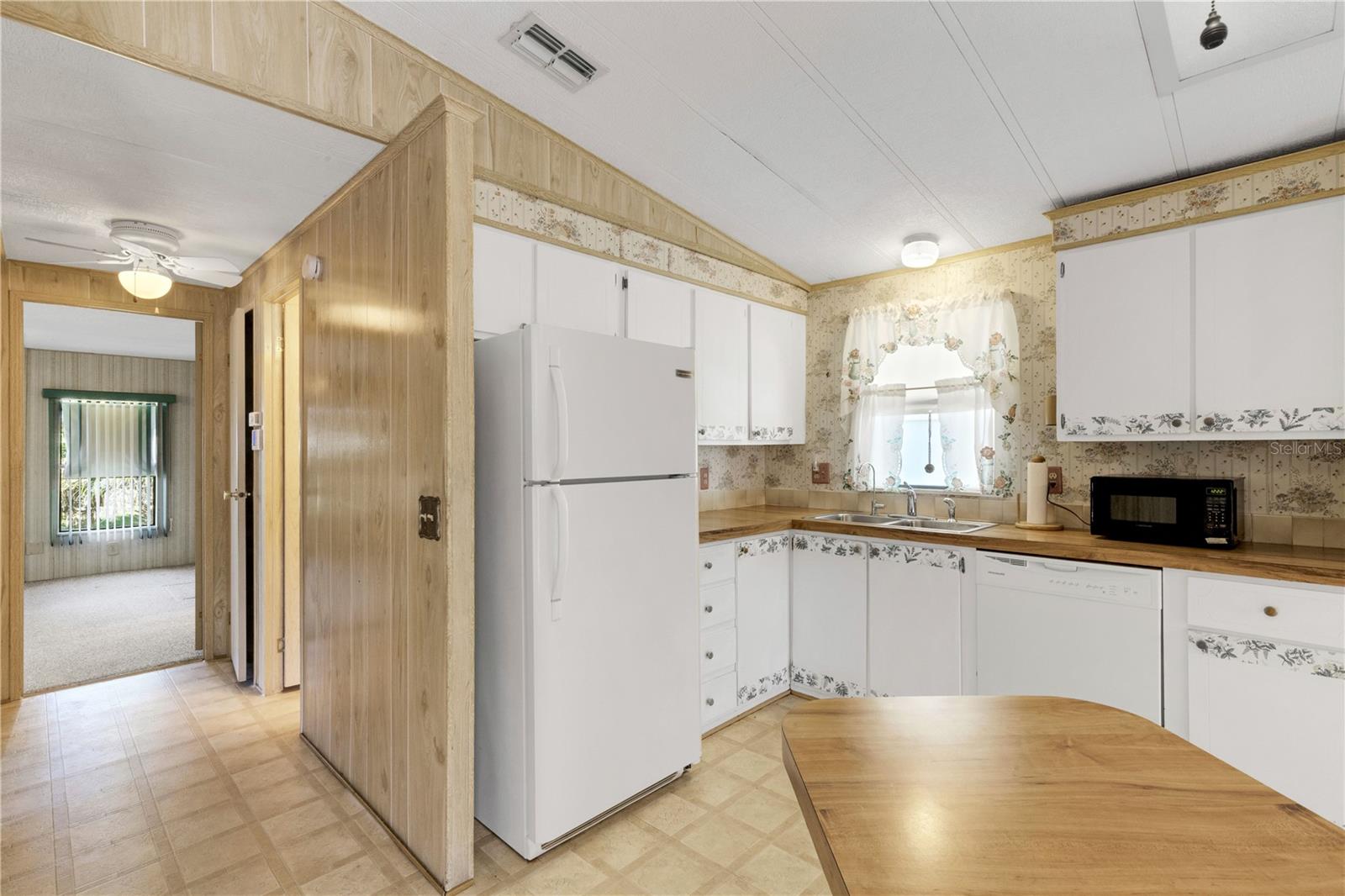 SANDALWOOD PARK - Residential