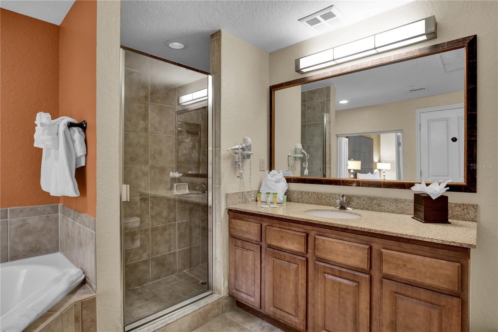 FLORIDAYS ORLANDO RESIDENCE - Residential