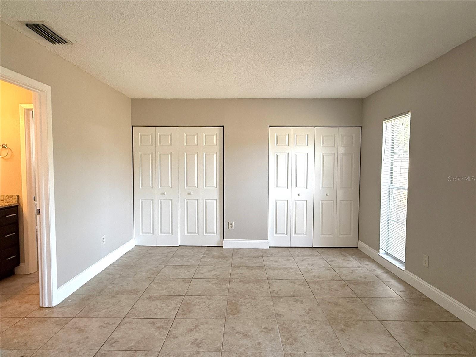 BLOOMINGDALE SEC H UNIT 2 - Residential Lease