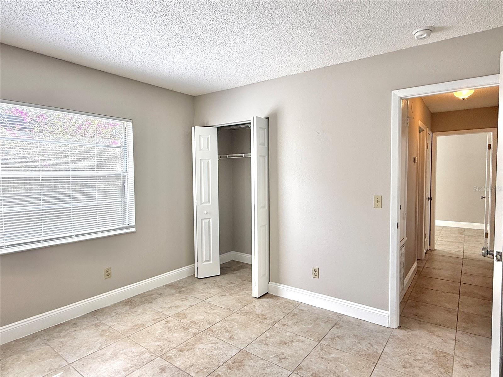 BLOOMINGDALE SEC H UNIT 2 - Residential Lease