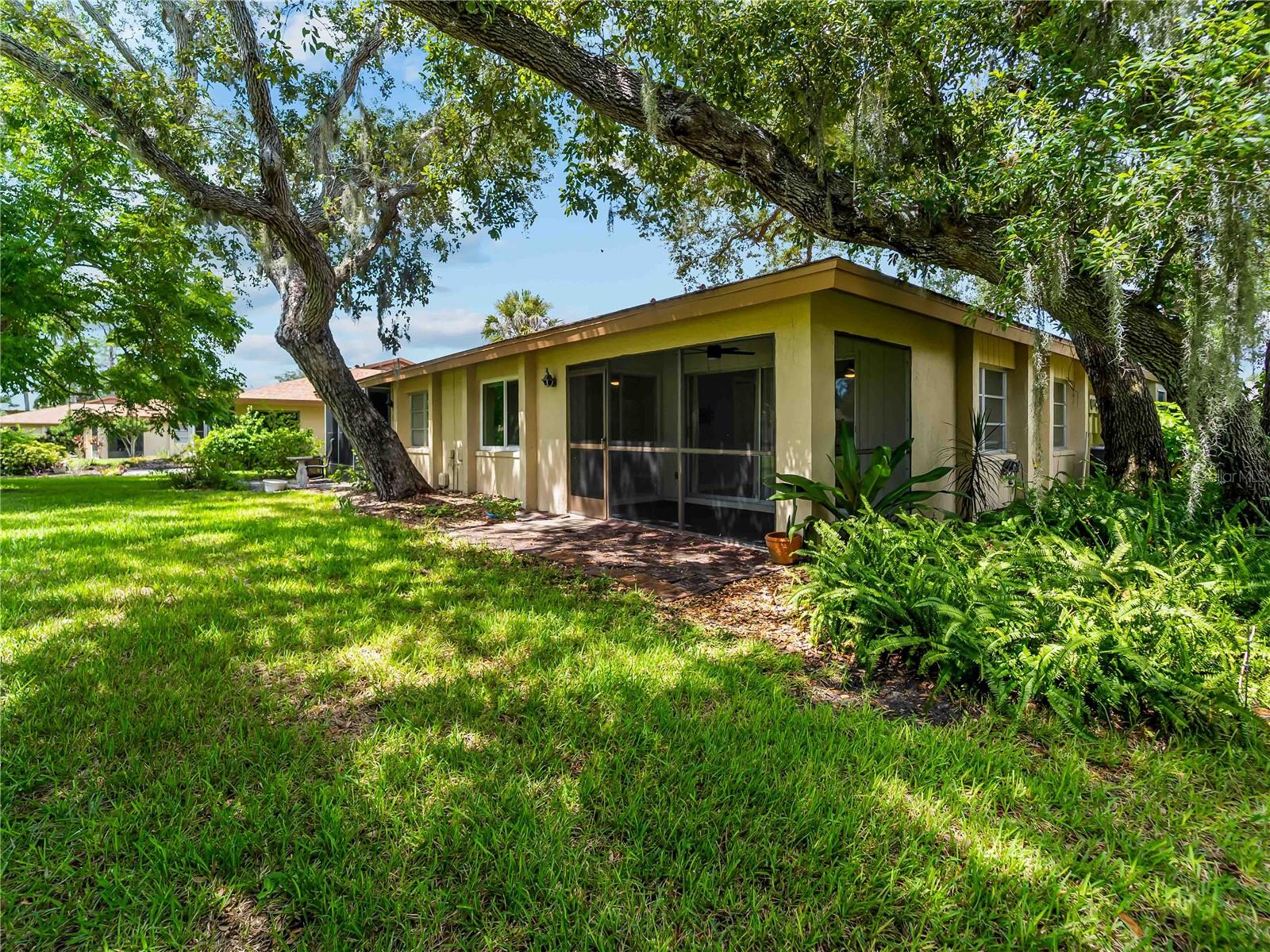 7113 BRIGHT CREEK DRIVE 100, SARASOTA, FL, 34231 4 7113 BRIGHT CREEK DRIVE 100