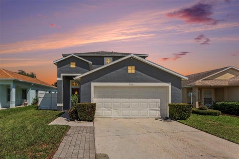 Photo of 8910 Bridgeford Oaks Drive, Temple Terrace, FL 33637 (MLS # TB8544143)