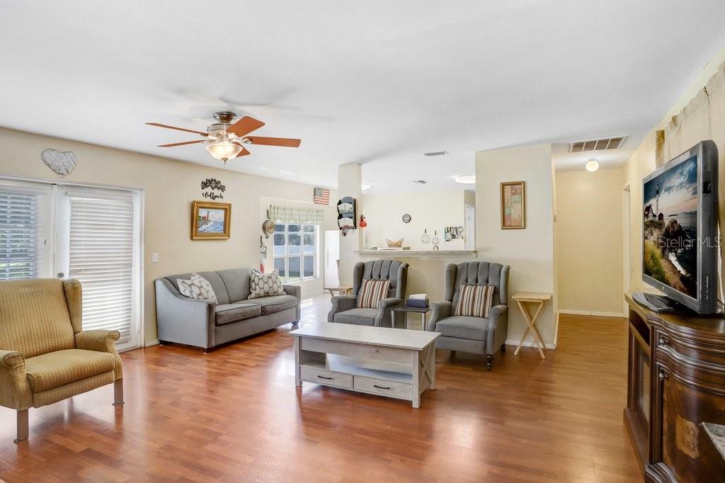 GIBSONS ARTESIAN LANDS SECTIO - Residential