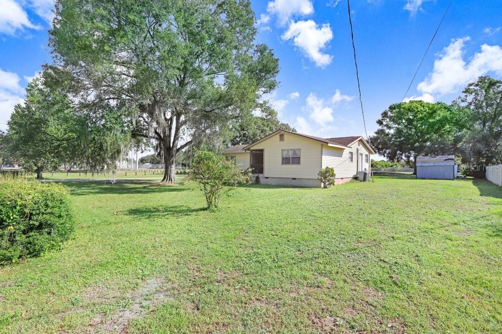 GIBSONS ARTESIAN LANDS SECTIO - Residential