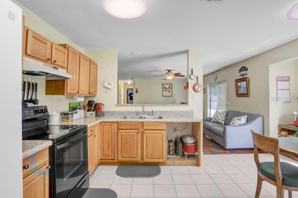 GIBSONS ARTESIAN LANDS SECTIO - Residential