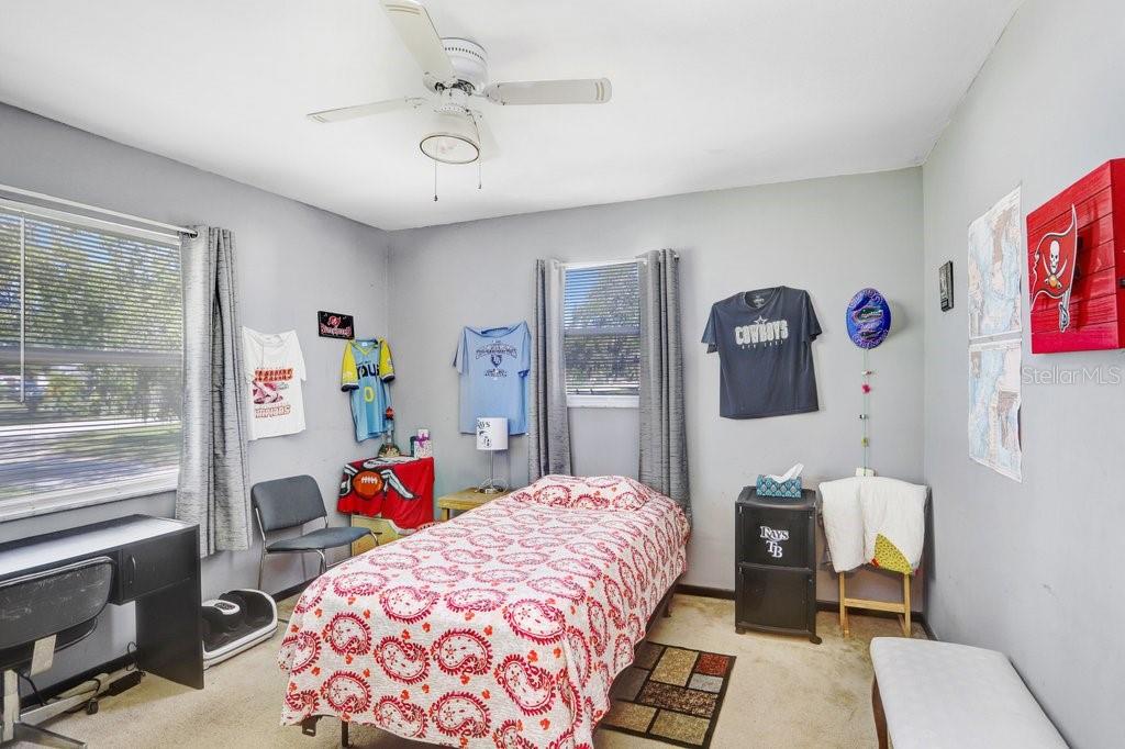 GIBSONS ARTESIAN LANDS SECTIO - Residential