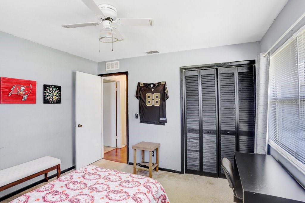 GIBSONS ARTESIAN LANDS SECTIO - Residential