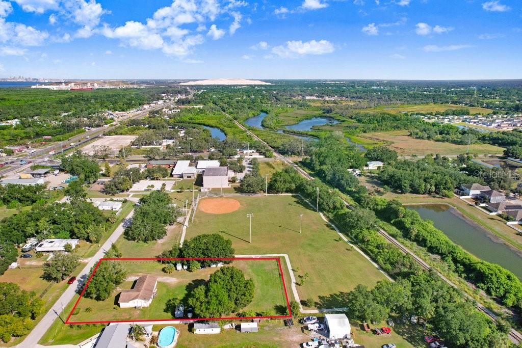 GIBSONS ARTESIAN LANDS SECTIO - Residential