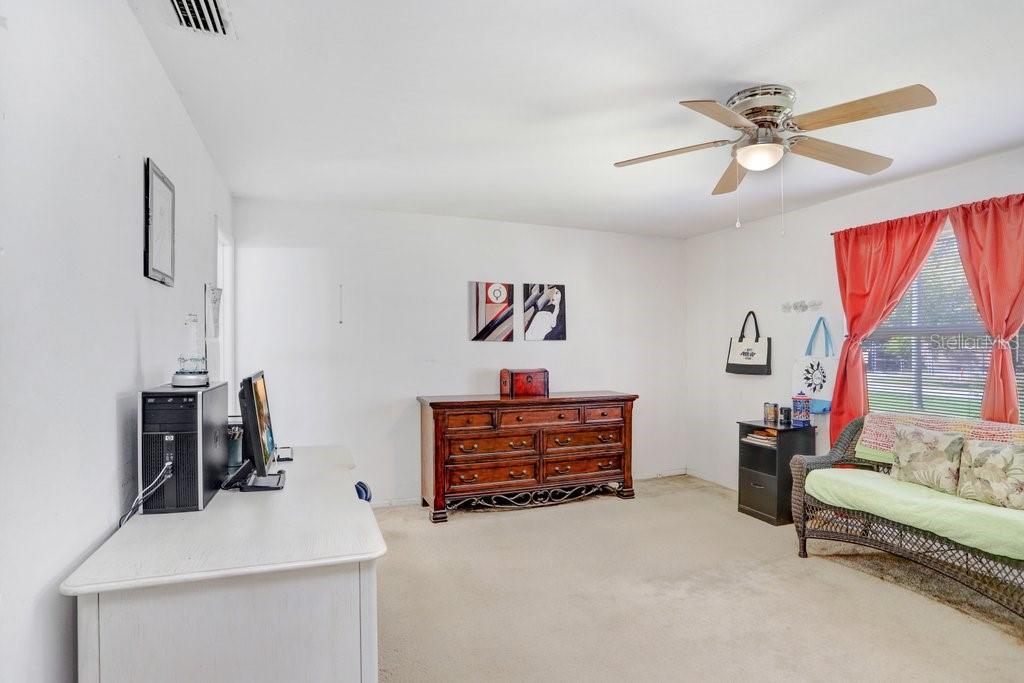 GIBSONS ARTESIAN LANDS SECTIO - Residential