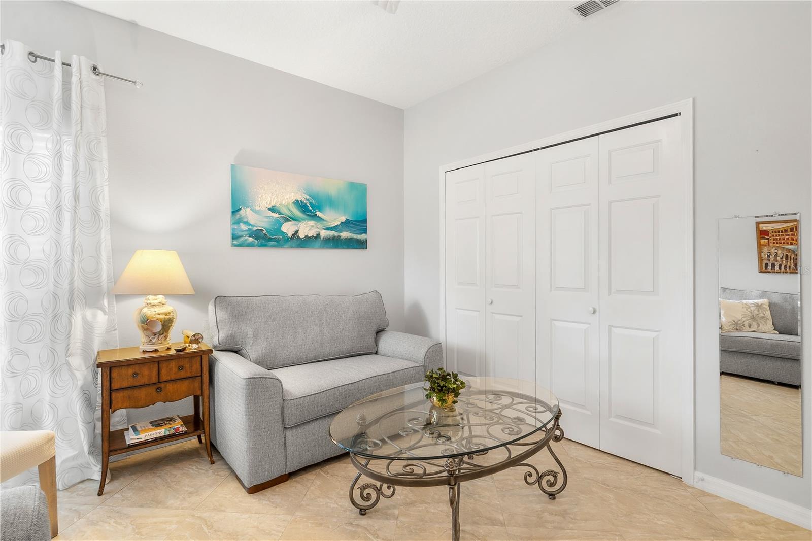 GROVE/HARBOR HILLS - Residential