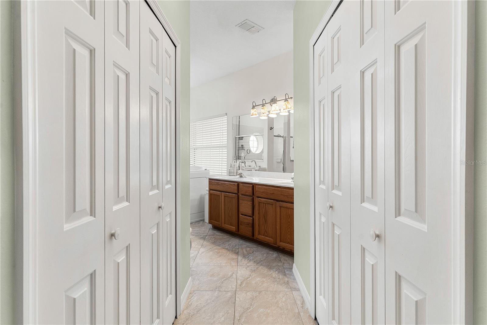 GROVE/HARBOR HILLS - Residential