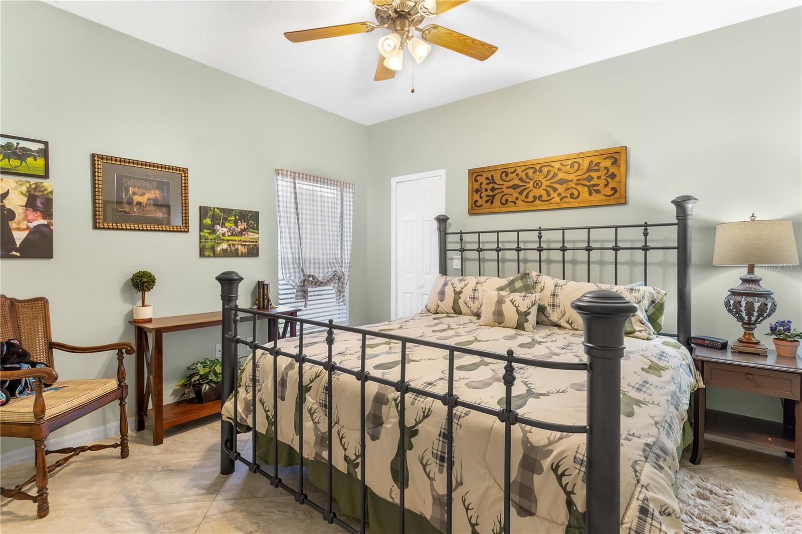 GROVE/HARBOR HILLS - Residential