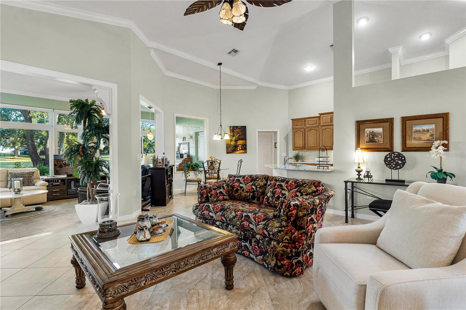 GROVE/HARBOR HILLS - Residential