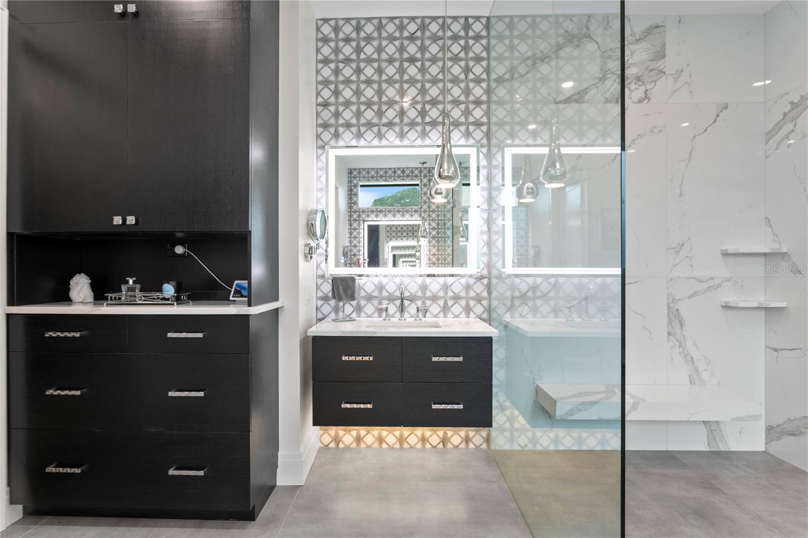 SNELL ISLE BRIGHTBAY - Residential