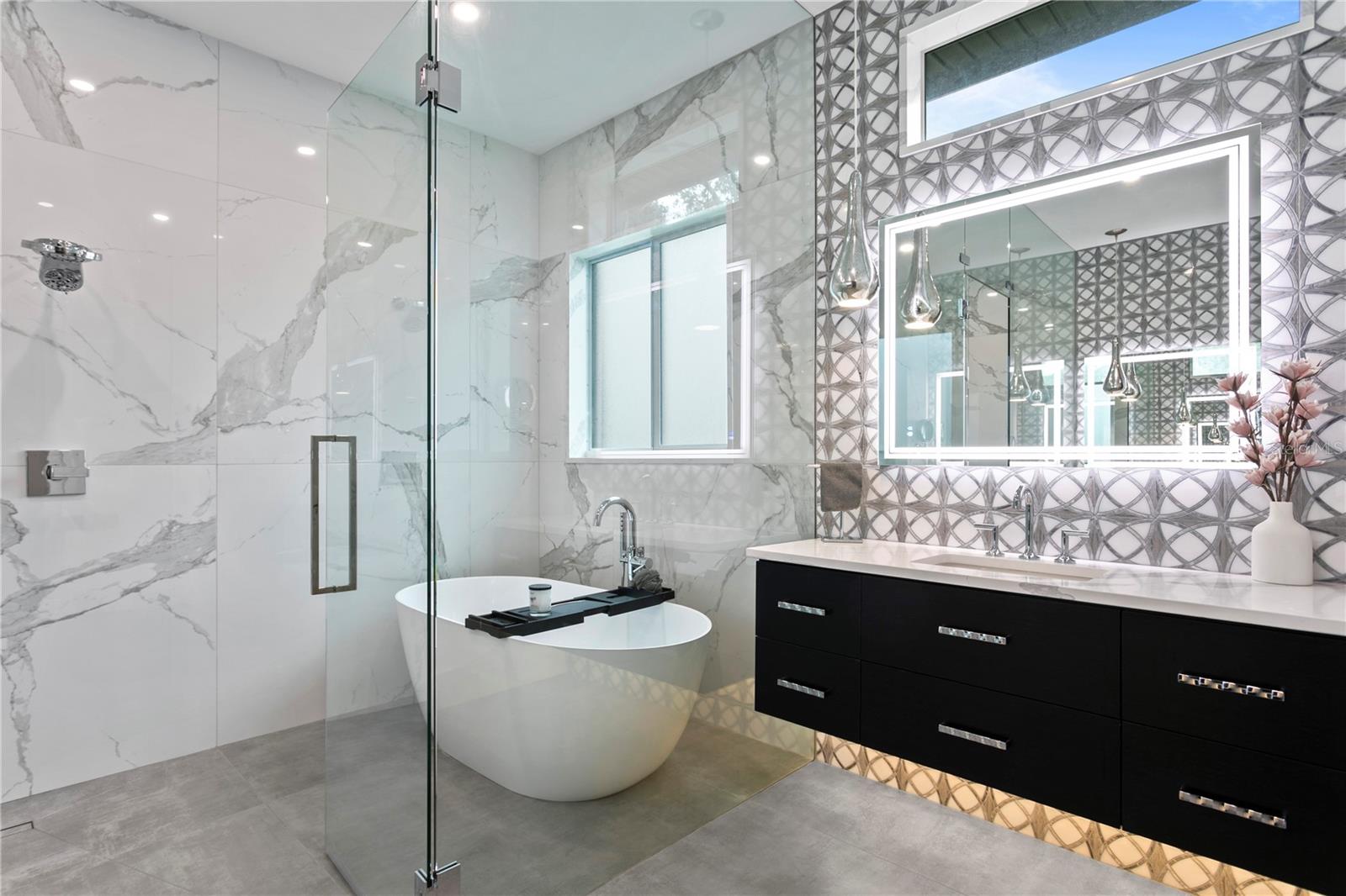 SNELL ISLE BRIGHTBAY - Residential