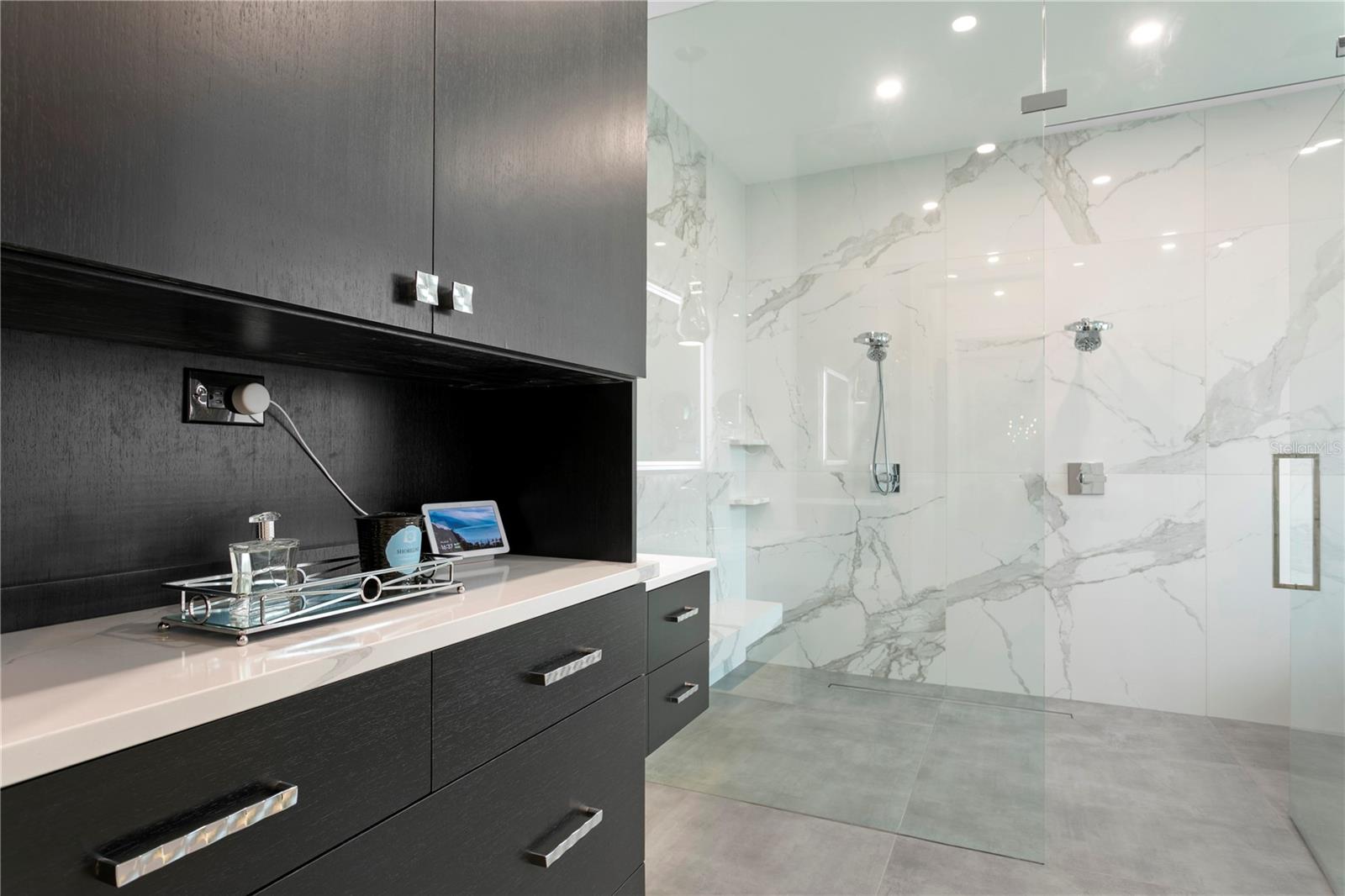 SNELL ISLE BRIGHTBAY - Residential