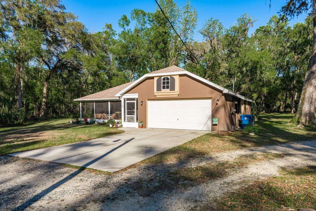 Photo of 7182 Griffin Road, Brooksville, FL 34601 (MLS # TB8363851)