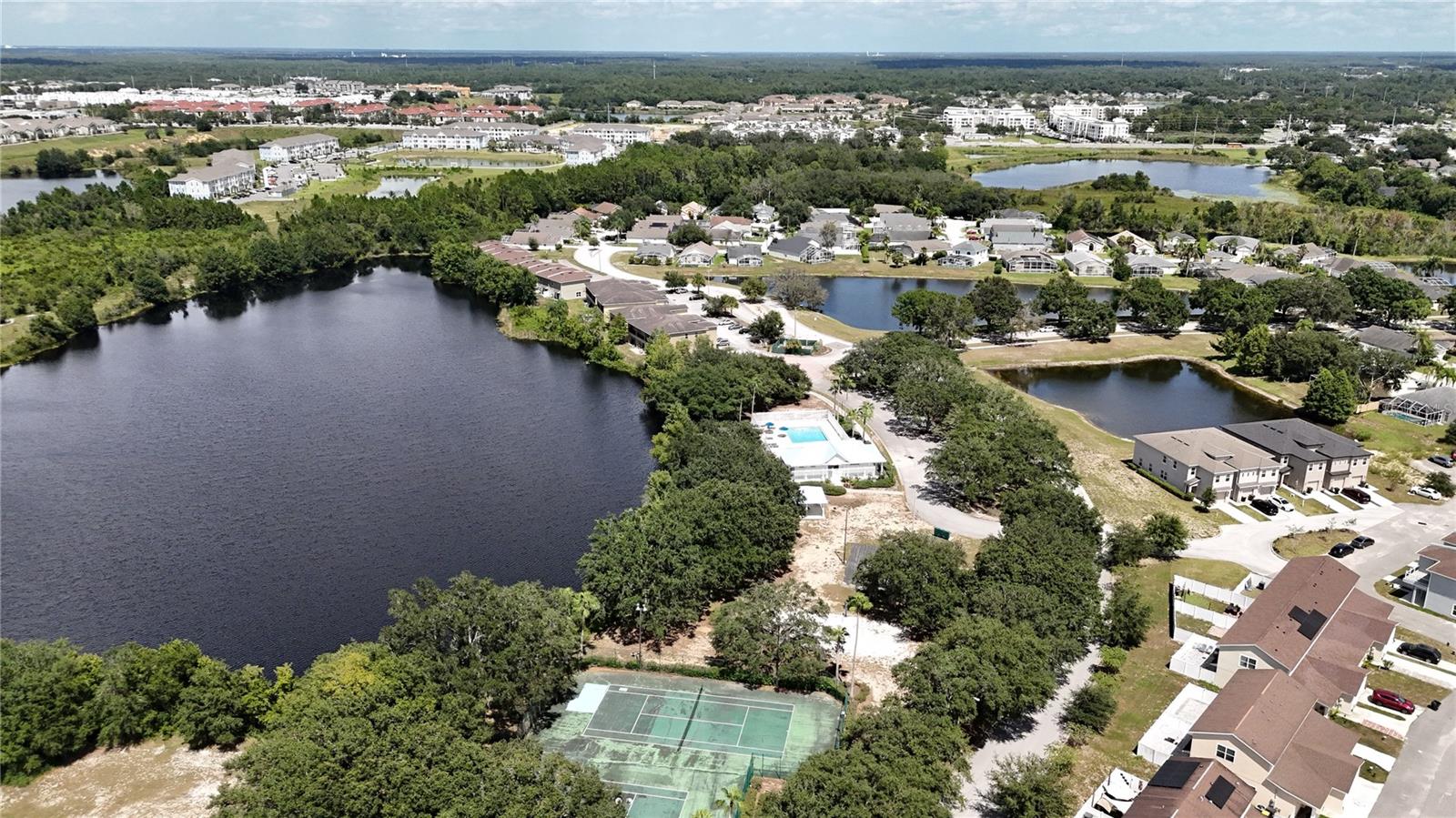 486 LAKE SHORE PARKWAY