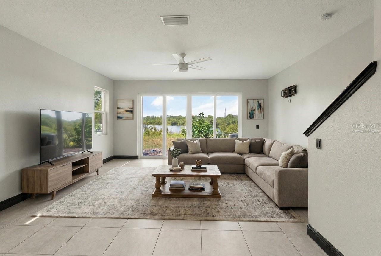 486 LAKE SHORE PARKWAY