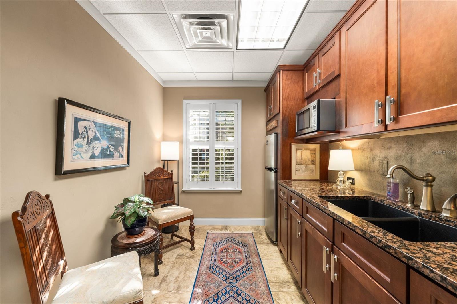 METRO 39 OFFICE PARK CONDO BLDG 3 - Commercial Sale