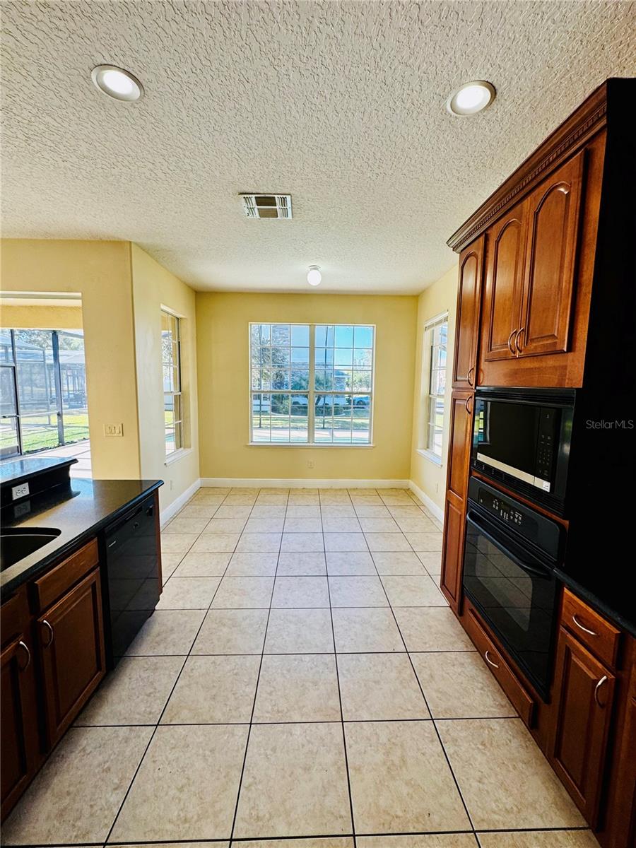 CEDAR BEND AT MEADOW WOODS - Residential