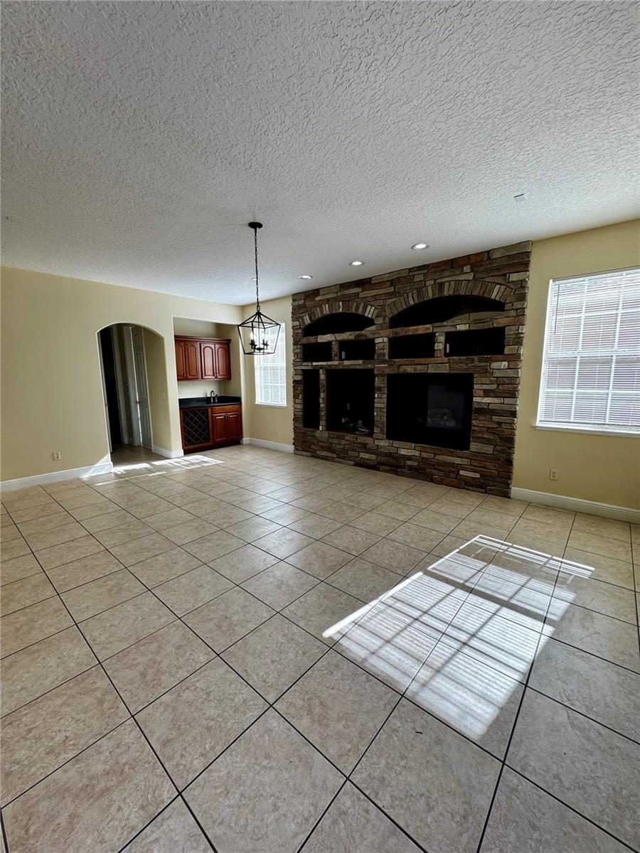 CEDAR BEND AT MEADOW WOODS - Residential