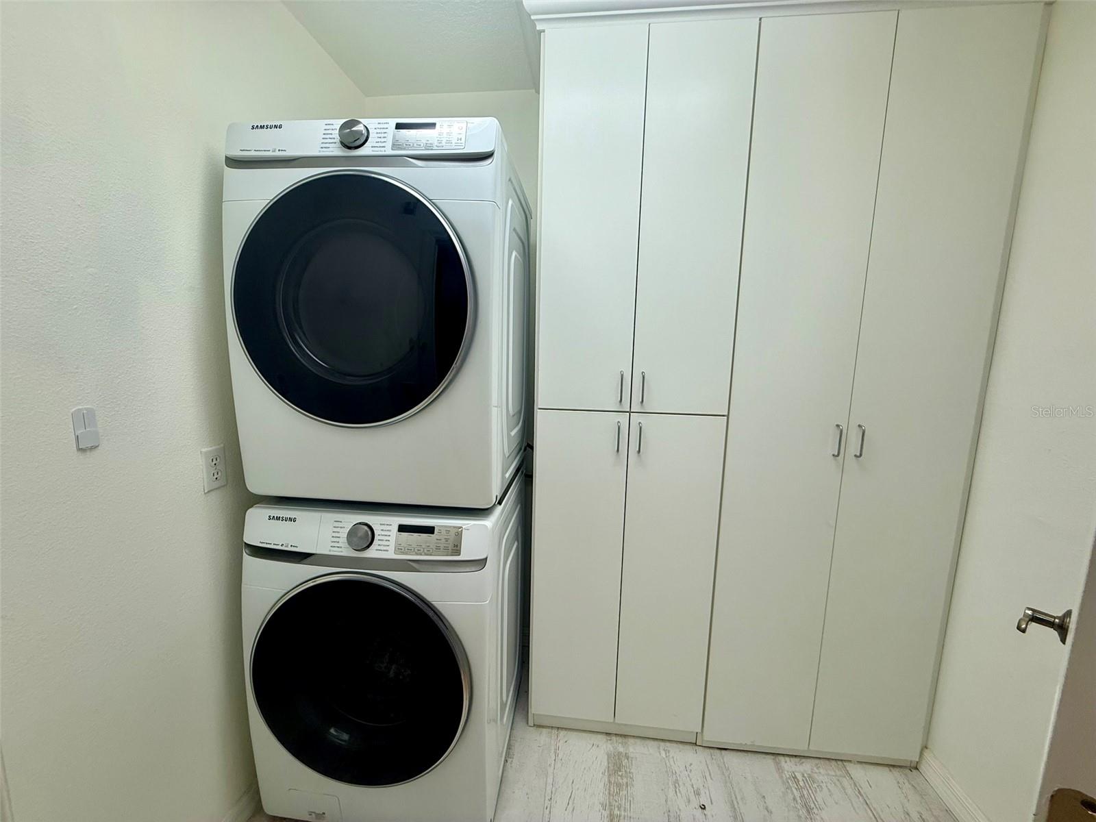 HARBORAGE ON BRADEN RIVER I PH I - Residential