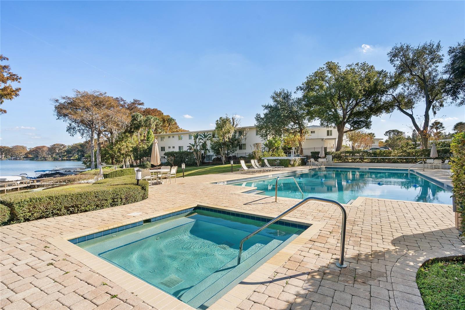 WEST COVE - Residential