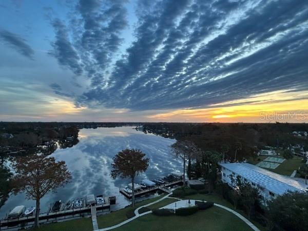 WEST COVE - Residential