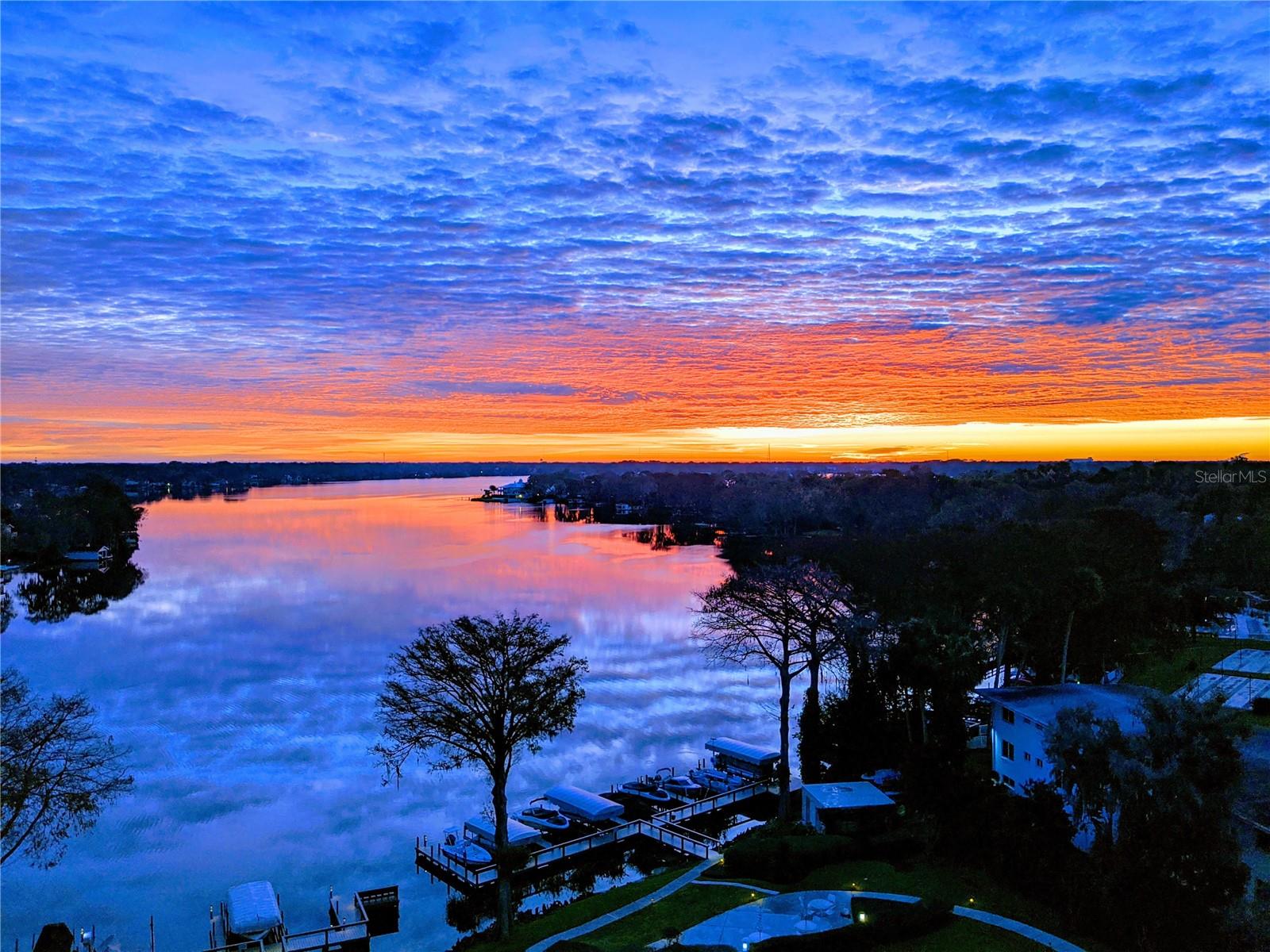 WEST COVE - Residential