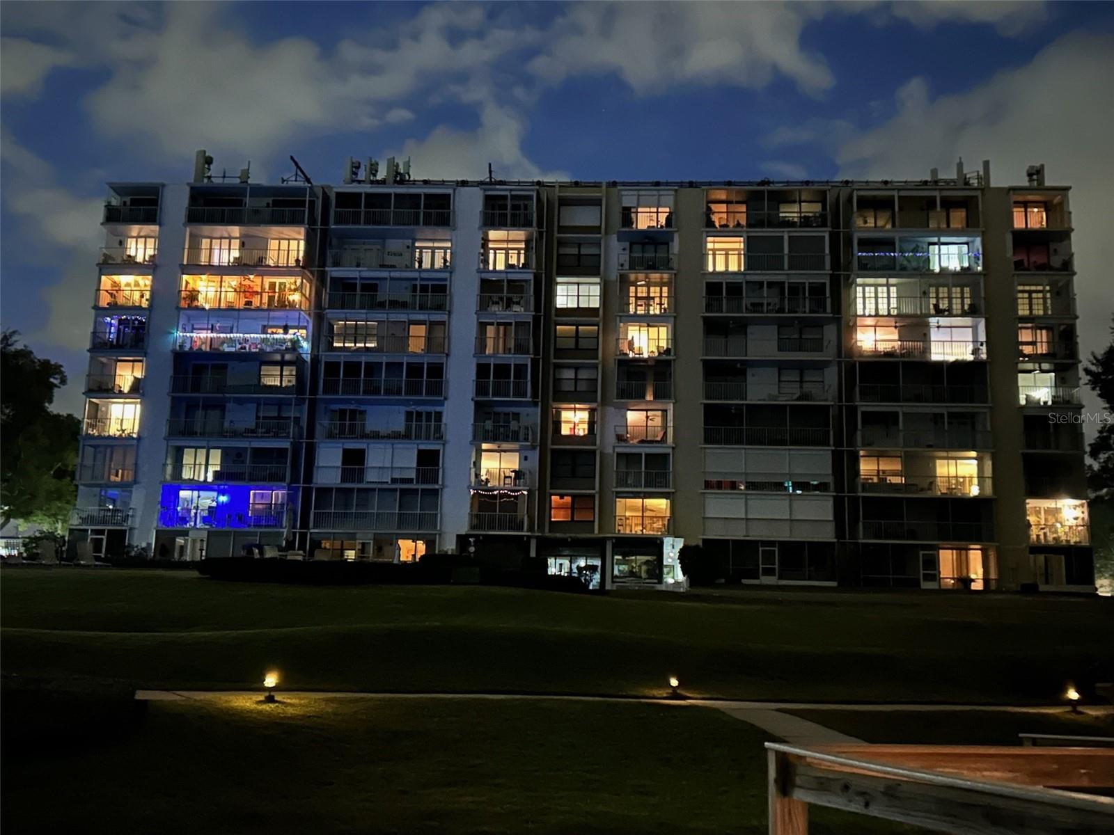 WEST COVE - Residential