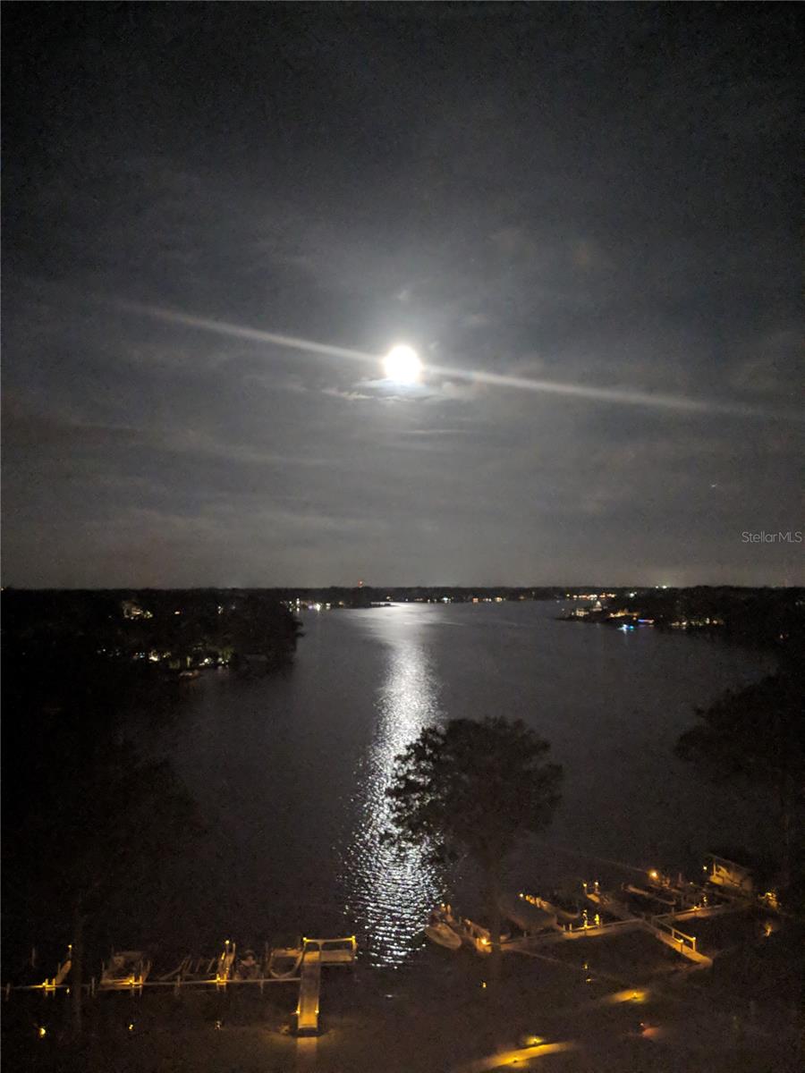 WEST COVE - Residential