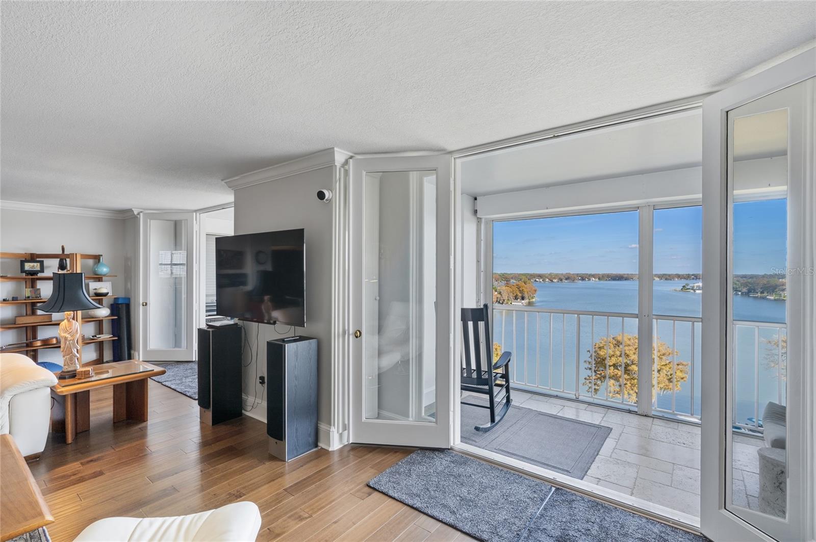 WEST COVE - Residential