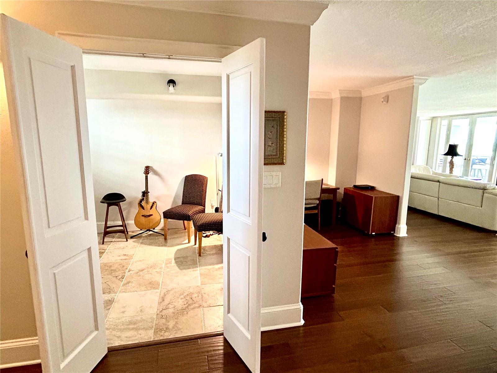 WEST COVE - Residential