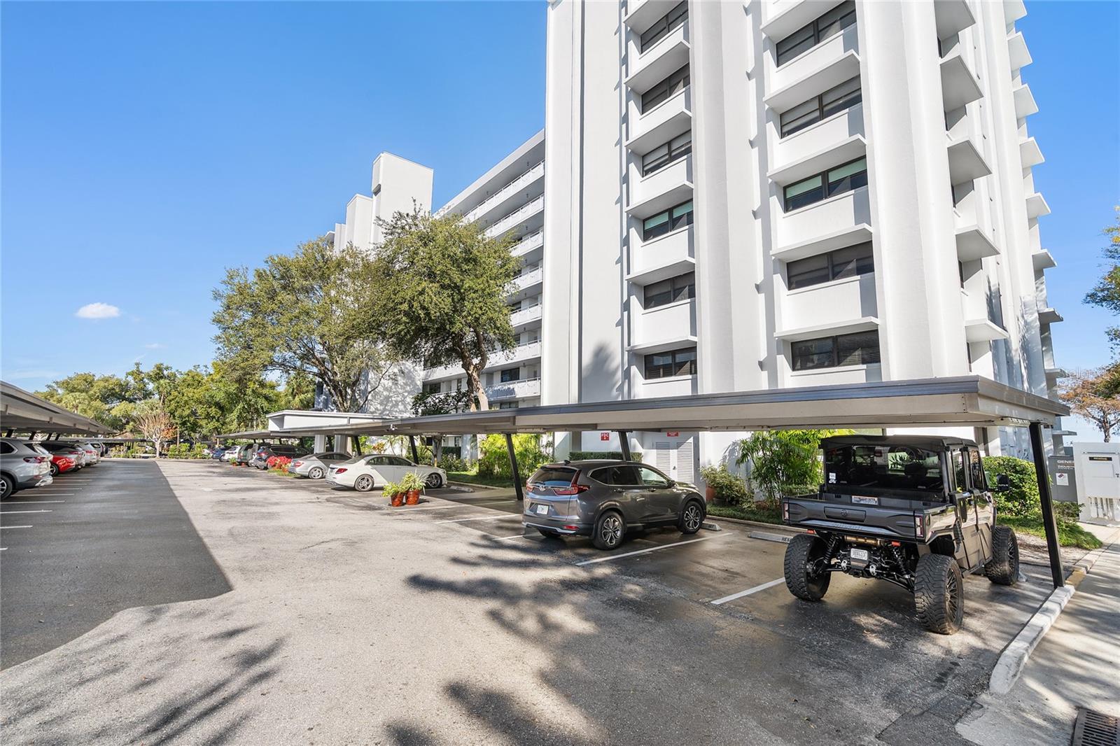 WEST COVE - Residential