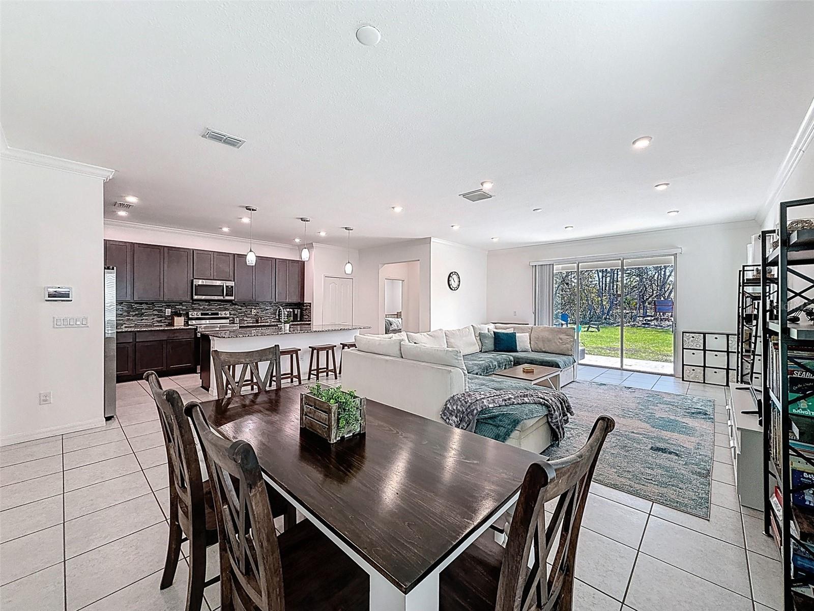 ROYAL HIGHLANDS - Residential