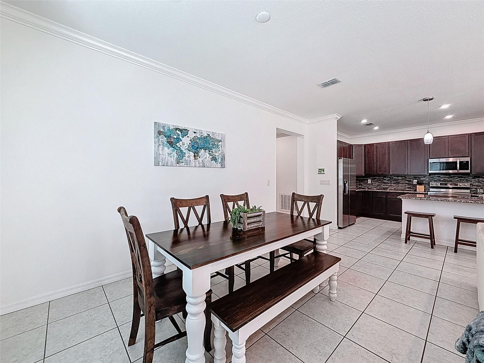 ROYAL HIGHLANDS - Residential