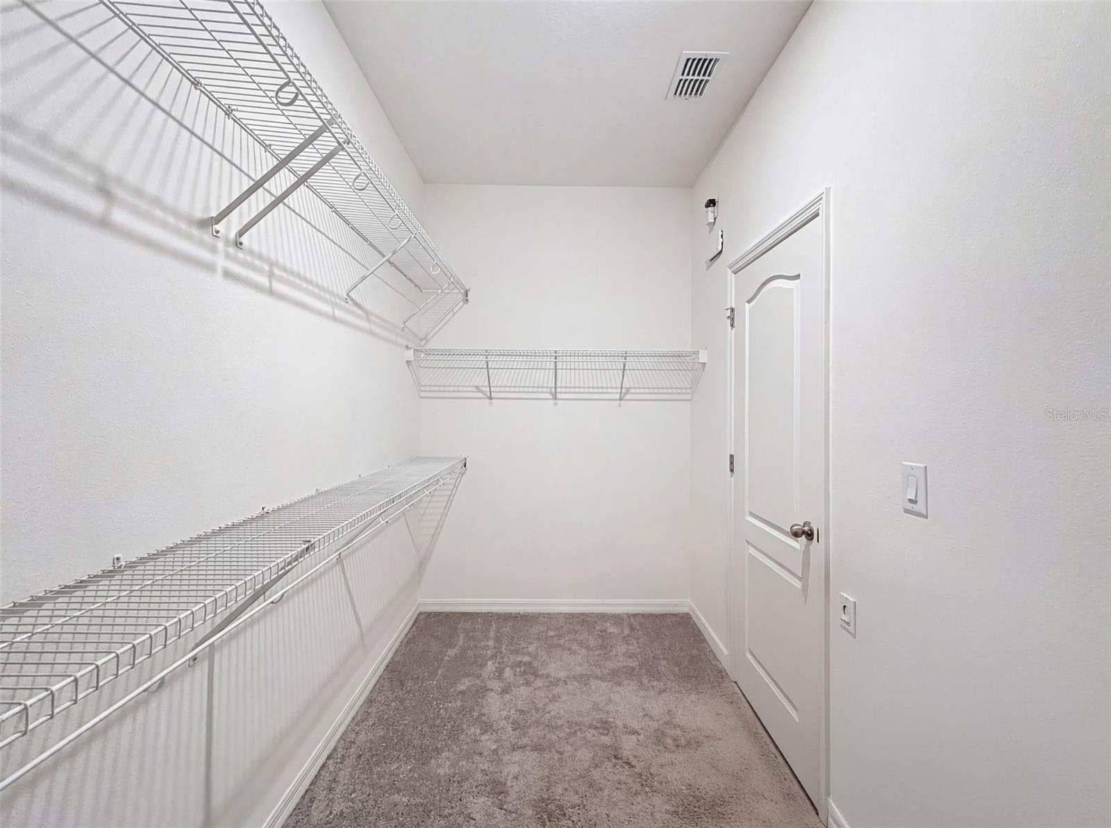 ROYAL HIGHLANDS - Residential